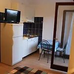 Mint - 50m From Sandy Appartement Povljana