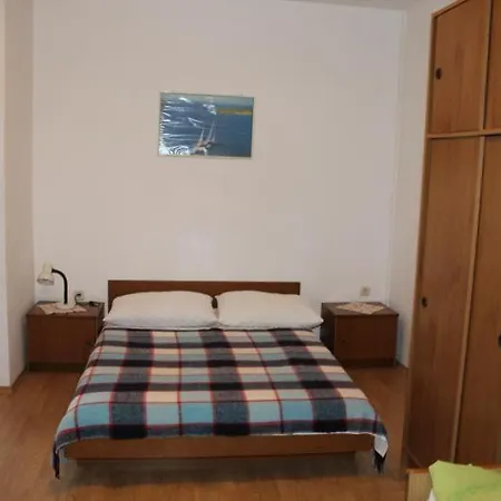 Mint - 50m From Sandy * Povljana