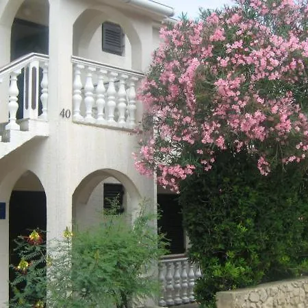 Mint - 50m From Sandy Apartment *